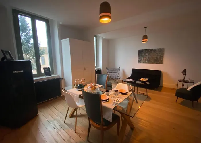 My Boutique Guesthouse - Fabulous Suites 10 Min A7 -