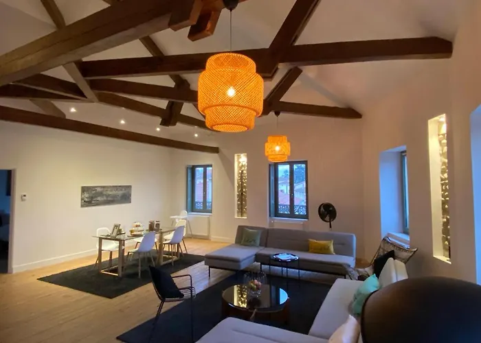 My Boutique Guesthouse - Fabulous Suites 10 Min A7 -